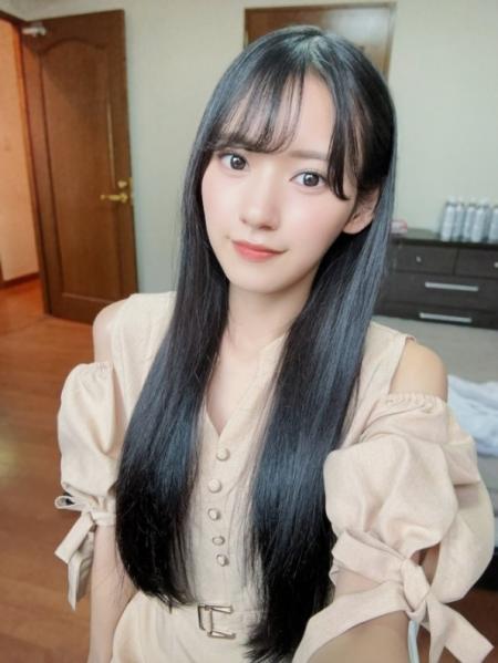 压倒性透明感美少女「八挂海」，「纯欲风格」胴体太撩人！